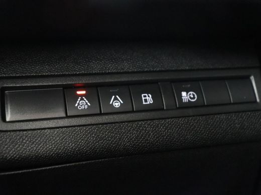 Peugeot 3008 1.6 HYbrid 225 GT | Panoramadak | Trekhaak | Adaptive cruise | 360 Camera | Stoelverwarming | Car... ActivLease financial lease