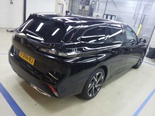 Peugeot 308 SW 1.2 PureTech Allure 130pk | Afn. Trekhaak | Adaptive Cruise | Navigatie | Drive Assist | Clima... ActivLease financial lease