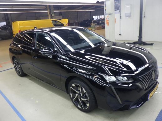 Peugeot 308 SW 1.2 PureTech Allure 130pk | Afn. Trekhaak | Adaptive Cruise | Navigatie | Drive Assist | Clima... ActivLease financial lease