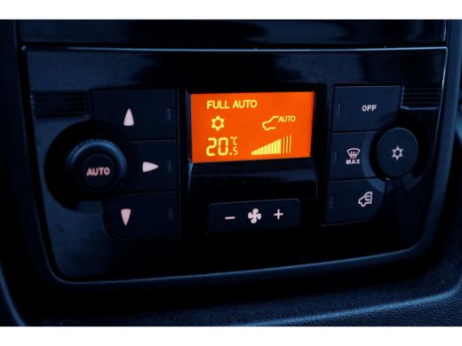 Peugeot Boxer 2.2 BlueHDi 165pk Durisotti Lowliner Bakwagen met laadklep 01-2023 ActivLease financial lease