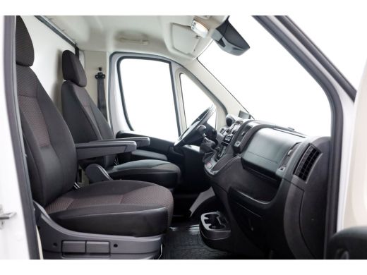 Peugeot Boxer 2.2 BlueHDi 165pk Durisotti Lowliner Bakwagen met laadklep 01-2023 ActivLease financial lease