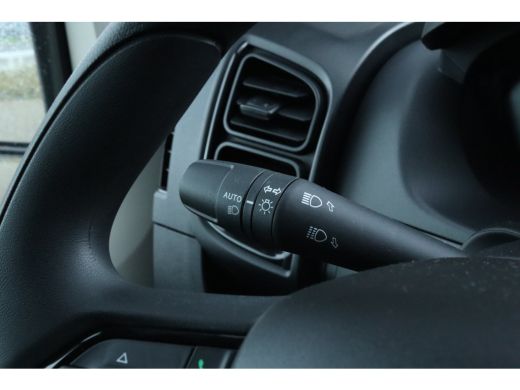 Peugeot Boxer 2.2 BlueHDi 180 S&S L3H2 3.5t Zwaar HD | Achteruitrijcamera | Airco | Bluetooth telefoonvoorberei... ActivLease financial lease