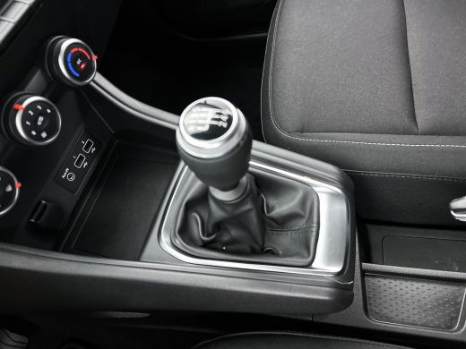 Renault Captur 1.0 TCe 100PK Bi-Fuel LPG Zen / Trekhaak / Airco / Navigatie / Pdc.+Camera / Radio multimedia / A... ActivLease financial lease