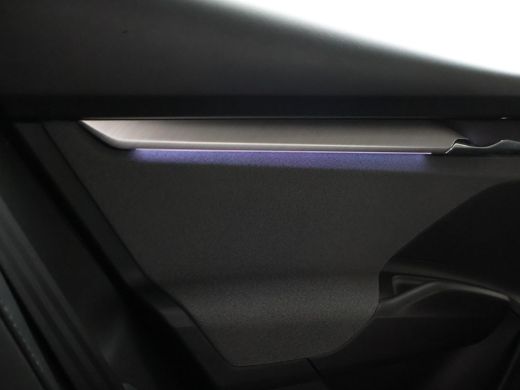 Skoda Enyaq iV 80 + CAMERA | ADAPTIVE CRUISE | SFEERVERLICHTING | CARPLAY | STUURVERW. ActivLease financial lease