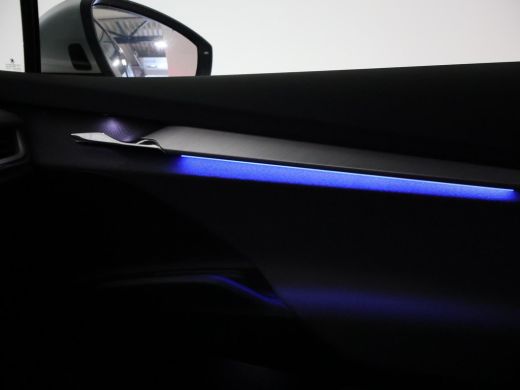 Skoda Enyaq iV 80 + CAMERA | ADAPTIVE CRUISE | SFEERVERLICHTING | CARPLAY | STUURVERW. ActivLease financial lease