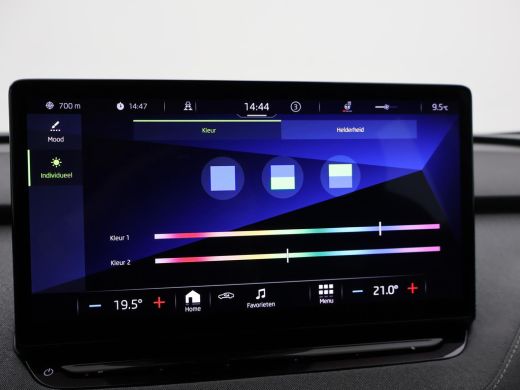 Skoda Enyaq iV 80 + CAMERA | ADAPTIVE CRUISE | SFEERVERLICHTING | CARPLAY | STUURVERW. ActivLease financial lease