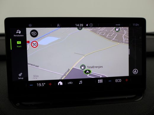 Skoda Enyaq iV 80 + CAMERA | ADAPTIVE CRUISE | SFEERVERLICHTING | CARPLAY | STUURVERW. ActivLease financial lease