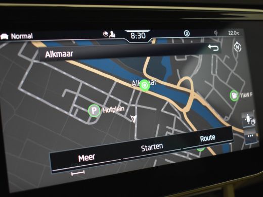 Skoda Superb Combi 1.4 TSI iV Laurin & Klement 218pk | Matrix LED l Leder | Trekhaak | Canton sound | Dodehoek... ActivLease financial lease