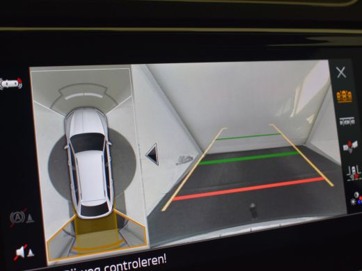 Skoda Superb Combi 1.4 TSI iV Laurin & Klement 218pk | Matrix LED l Leder | Trekhaak | Canton sound | Dodehoek... ActivLease financial lease