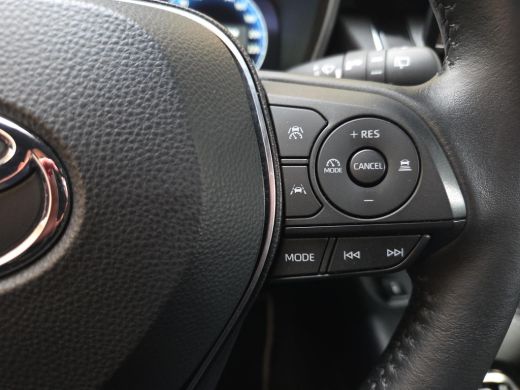 Toyota Corolla Touring Sports Hybrid 140 Dynamic | Apple CarPlay | Parkeersensoren | NL Auto | Rijklaarprijs incl. garantie | ActivLease financial lease