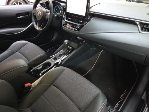 Toyota Corolla Touring Sports Hybrid 140 Dynamic | Apple CarPlay | Parkeersensoren | NL Auto | Rijklaarprijs incl. garantie | ActivLease financial lease