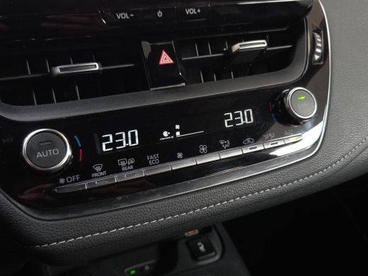 Toyota Corolla Touring Sports Hybrid 140 Dynamic | Apple CarPlay | Parkeersensoren | NL Auto | Rijklaarprijs incl. garantie | ActivLease financial lease