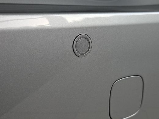 Toyota Corolla Touring Sports Hybrid 140 Dynamic | Apple CarPlay | Parkeersensoren | NL Auto | Rijklaarprijs incl. garantie | ActivLease financial lease