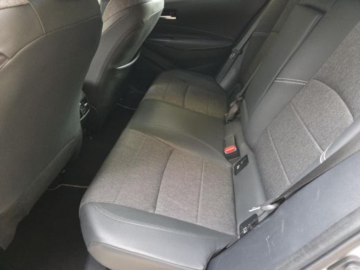 Toyota Corolla Touring Sports Hybrid 140 Dynamic | Apple CarPlay | Parkeersensoren | NL Auto | Rijklaarprijs incl. garantie | ActivLease financial lease