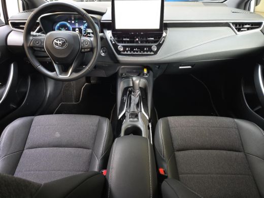 Toyota Corolla Touring Sports Hybrid 140 Dynamic | Apple CarPlay | Parkeersensoren | NL Auto | Rijklaarprijs incl. garantie | ActivLease financial lease