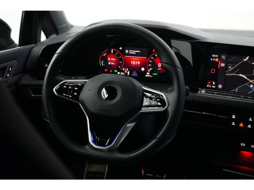 Volkswagen Golf 1.4 eHybrid GTE | Achteruitrijcamera | Lichtmetalen velgen 18" | Trekhaak elektrisch uitklapbaar ActivLease financial lease