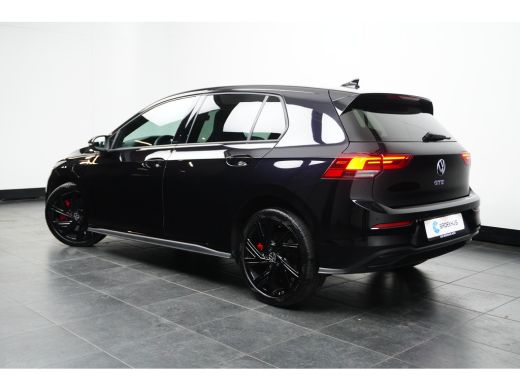 Volkswagen Golf 1.4 eHybrid GTE | Achteruitrijcamera | Lichtmetalen velgen 18" | Trekhaak elektrisch uitklapbaar ActivLease financial lease