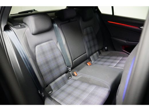Volkswagen Golf 1.4 eHybrid GTE | Achteruitrijcamera | Lichtmetalen velgen 18" | Trekhaak elektrisch uitklapbaar ActivLease financial lease