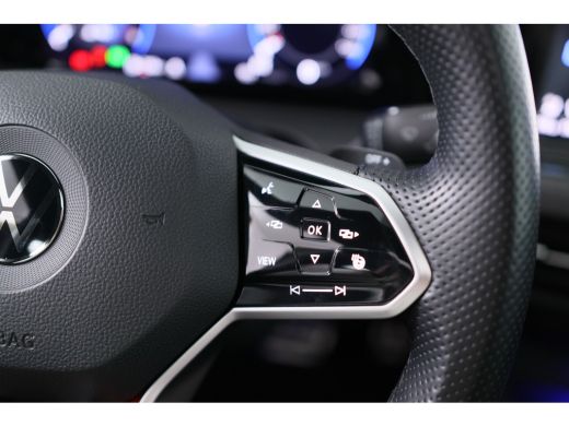 Volkswagen Golf 2.0 TSI GTI | Open Dak | Sfeerverlichting | LED | Memory | Leder | Harman/Kardon | Keyless | Clim... ActivLease financial lease