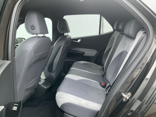 Volkswagen ID.3 First Plus 58 kWh SOH 91% Adap.Cruise Stoel/Stuurverw Carplay 100% Elektrisch NL-Auto! ActivLease financial lease