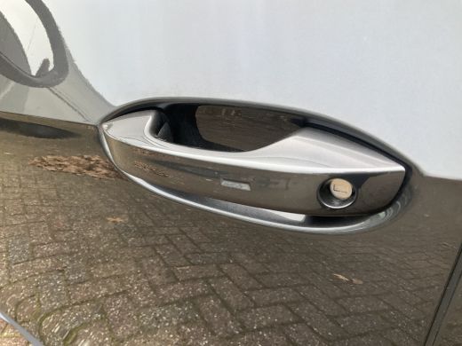 Volkswagen ID.3 First Plus 58 kWh SOH 91% Adap.Cruise Stoel/Stuurverw Carplay 100% Elektrisch NL-Auto! ActivLease financial lease