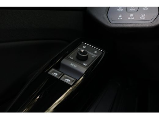 Volkswagen ID.4 GTX Advantage 4Motion 77 kWh | DEALER OH! | ELEKTR. TREKHAAK | PARK SENS V+A | STOEL- STUURVERWAR... ActivLease financial lease