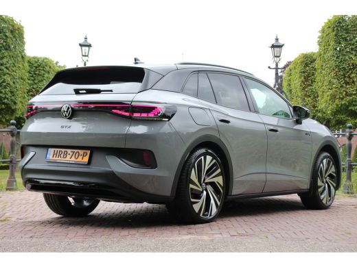 Volkswagen ID.4 GTX Advantage 4Motion 77 kWh | DEALER OH! | ELEKTR. TREKHAAK | PARK SENS V+A | STOEL- STUURVERWAR... ActivLease financial lease