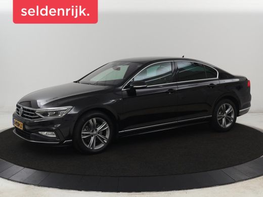 Volkswagen Passat 2.0 TSI R Line | 190pk | Trekhaak | Leder/Alcantara | Stoelverwarming | Camera | Matrix LED | Ada...