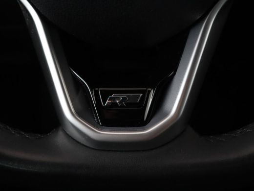 Volkswagen Passat 2.0 TSI R Line | 190pk | Trekhaak | Leder/Alcantara | Stoelverwarming | Camera | Matrix LED | Ada... ActivLease financial lease