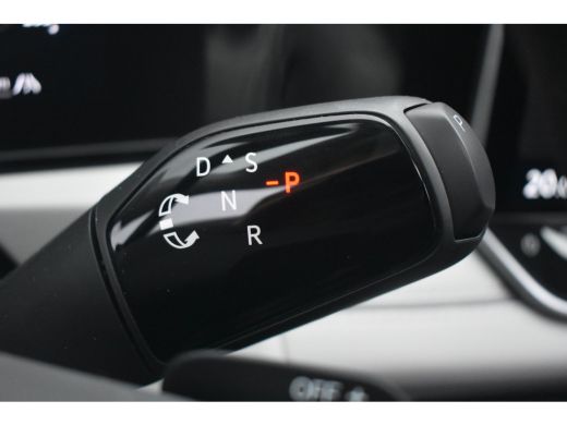 Volkswagen Tiguan 1.5 eHybrid 204PK Elegance | Schuif-kanteldak | Beige interieur | Harman Kardon | Assistantie Pak... ActivLease financial lease