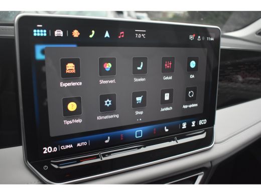 Volkswagen Tiguan 1.5 eHybrid 204PK Elegance | Schuif-kanteldak | Beige interieur | Harman Kardon | Assistantie Pak... ActivLease financial lease