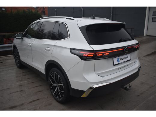 Volkswagen Tiguan 1.5 eHybrid 204PK Elegance | Schuif-kanteldak | Beige interieur | Harman Kardon | Assistantie Pak... ActivLease financial lease