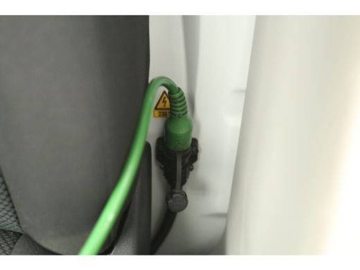 Volkswagen Transporter 2.0 TDI 150PK L1H1 | Euro6 | Koelwagen 4&deg; | Nachtkoeling | Airco | Cruise | 3-Zits | Trekh. | Par... ActivLease financial lease