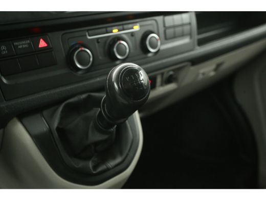 Volkswagen Transporter 2.0 TDI 150PK L1H1 | Euro6 | Koelwagen 4&deg; | Nachtkoeling | Airco | Cruise | 3-Zits | Trekh. | Par... ActivLease financial lease