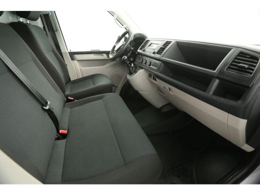 Volkswagen Transporter 2.0 TDI 150PK L1H1 | Euro6 | Koelwagen 4&deg; | Nachtkoeling | Airco | Cruise | 3-Zits | Trekh. | Par... ActivLease financial lease