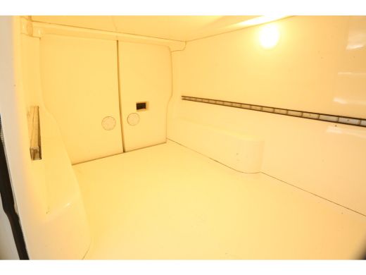 Volkswagen Transporter 2.0 TDI 150PK L1H1 | Euro6 | Koelwagen 4&deg; | Nachtkoeling | Airco | Cruise | 3-Zits | Trekh. | Par... ActivLease financial lease