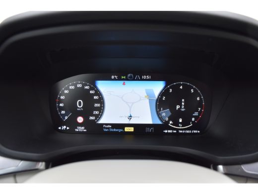 Volvo  V60 2.0 B3 Business Pro | Trekhaak | 4x Nieuwe All Seasons | Fusion Red / Blond Leather | Intellisafe... ActivLease financial lease