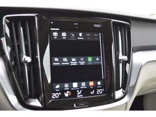 Volvo  V60 2.0 B3 Business Pro | Trekhaak | 4x Nieuwe All Seasons | Fusion Red / Blond Leather | Intellisafe... ActivLease financial lease