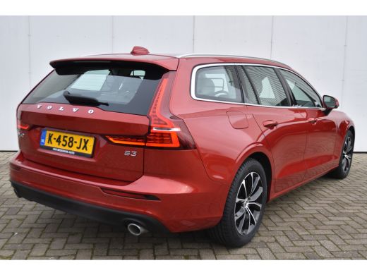 Volvo  V60 2.0 B3 Business Pro | Trekhaak | 4x Nieuwe All Seasons | Fusion Red / Blond Leather | Intellisafe... ActivLease financial lease