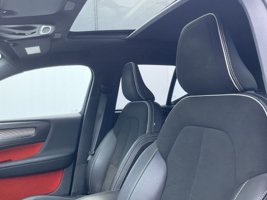 Volvo  XC40 1.5 T5 262pk Recharge R-Design 360&deg; HK Pano Trekhaak Stoel/Stuurverw. PHEV ActivLease financial lease