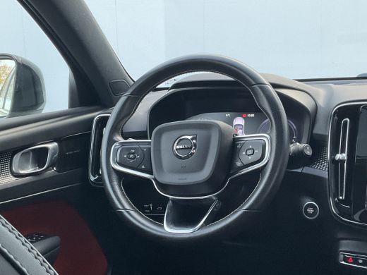 Volvo  XC40 1.5 T5 262pk Recharge R-Design 360&deg; HK Pano Trekhaak Stoel/Stuurverw. PHEV ActivLease financial lease