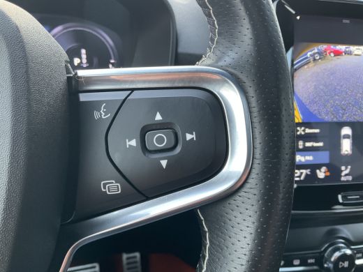 Volvo  XC40 1.5 T5 262pk Recharge R-Design 360&deg; HK Pano Trekhaak Stoel/Stuurverw. PHEV ActivLease financial lease