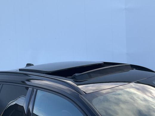 Volvo  XC40 1.5 T5 262pk Recharge R-Design 360&deg; HK Pano Trekhaak Stoel/Stuurverw. PHEV ActivLease financial lease