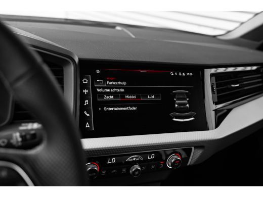 Audi A1 Sportback Sportback S edition | Airconditioning 2-zone | Audi smartphone interface | Audi virtual cockpit ActivLease financial lease