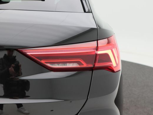 Audi Q3 45 TFSi e 245 Pk Automaat S-Line | Virtual Cockpit | Adaptive Cruise | Camera | Alcantara Leder |... ActivLease financial lease