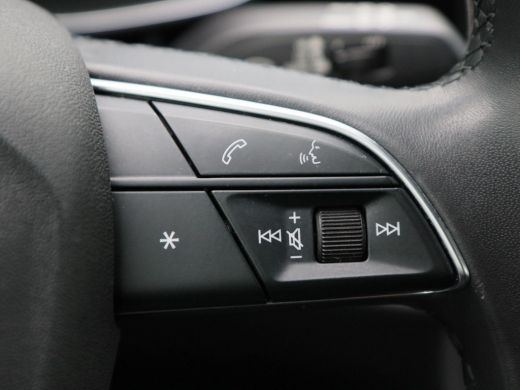 Audi Q3 45 TFSi e 245 Pk Automaat S-Line | Virtual Cockpit | Adaptive Cruise | Camera | Alcantara Leder |... ActivLease financial lease