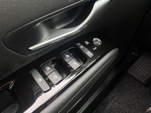 Hyundai Tucson 1.6 T-GDI PHEV Premium 4WD | Stuurverwarming | Stoel verwarming/verkoeling | Elektrisch verstelba... ActivLease financial lease