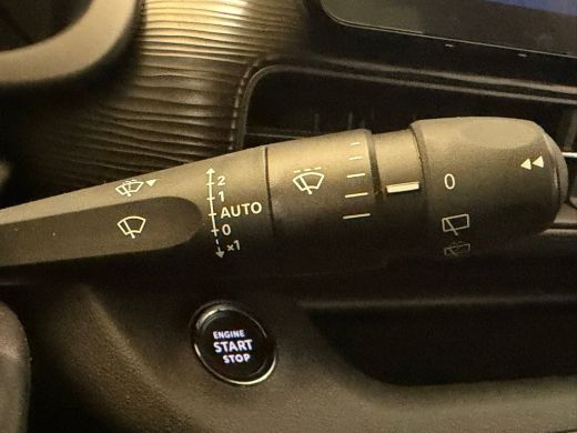 Jeep Avenger Longitude 54 kWh Climate | Cruise | Carplay/Android Auto | | 11 kW lader | Armsteun voor | Cruise... ActivLease financial lease