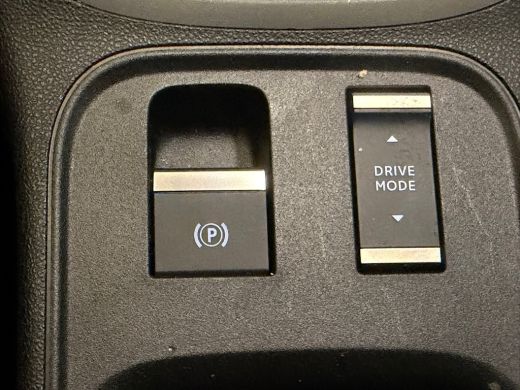 Jeep Avenger Longitude 54 kWh Climate | Cruise | Carplay/Android Auto | | 11 kW lader | Armsteun voor | Cruise... ActivLease financial lease