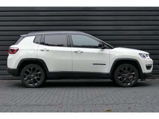 Jeep Compass 4XE 240 PLUG-IN HYBRID ELECTRIC S AUTOMAAT / NAVI / LEDER / PDC / CLIMA / 19"LMV / CAMERA / KEYLE... ActivLease financial lease